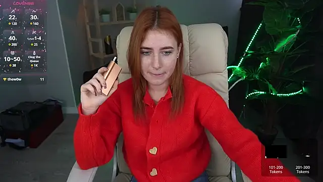 EmilyFoxxi online show from 12/04/24, 09:40