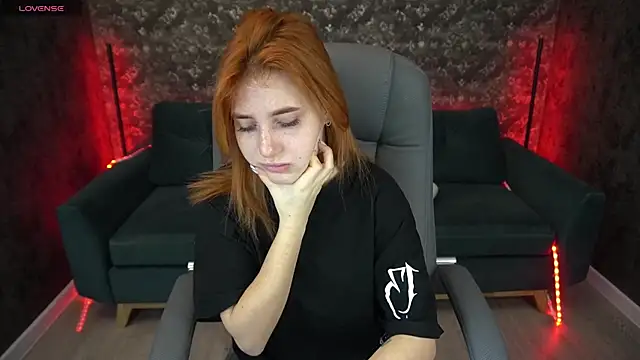 EmilyFoxxi online show from 01/04/25, 06:30