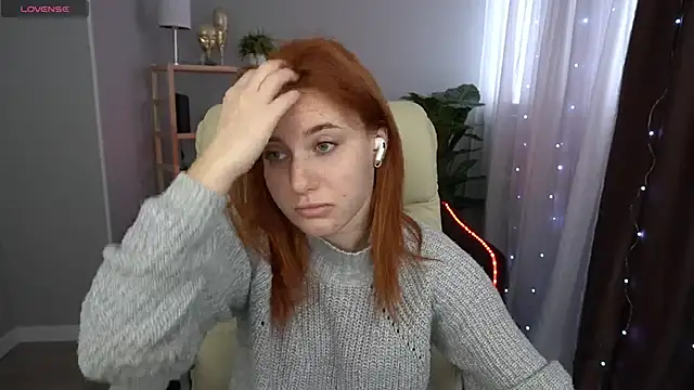 EmilyFoxxi online show from 01/31/25, 09:16
