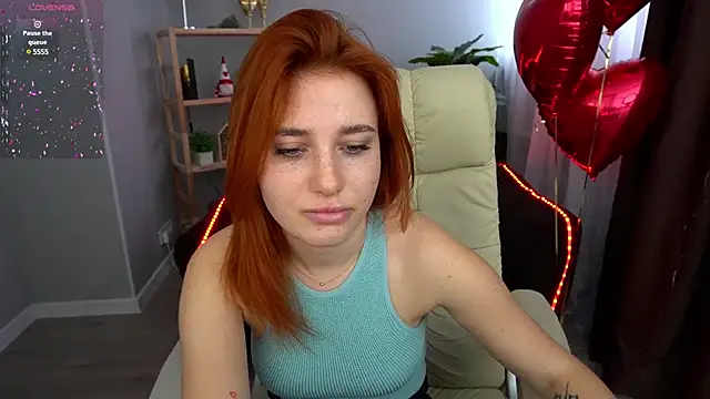 EmilyFoxxi online show from 02/14/25, 12:25