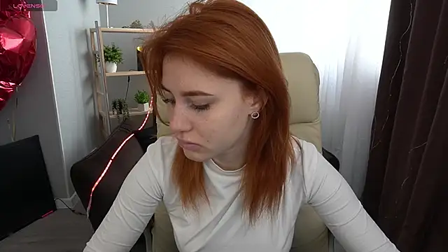 EmilyFoxxi online show from 03/10/25, 06:05