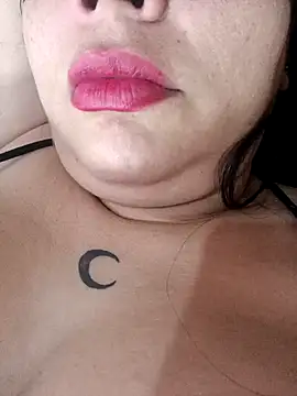 NIKOLE1301 online show from 01/01/25, 03:14