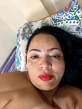 Snapshot of NIKOLE1301 chatting on 11/10/25, 09:25 NIKOLE1301 online show from 11/10/25, 09:25