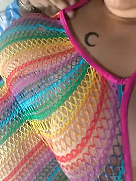 Snapshot of NIKOLE1301 chatting on 12/03/25, 09:02 NIKOLE1301 online show from 12/03/25, 09:02