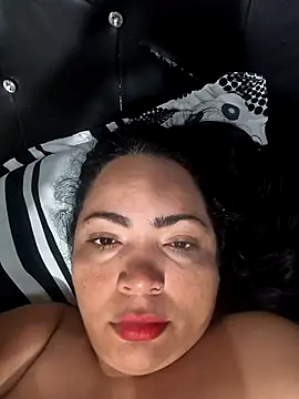 Snapshot of NIKOLE1301 chatting on 12/04/25, 09:56 NIKOLE1301 online show from 12/04/25, 09:56