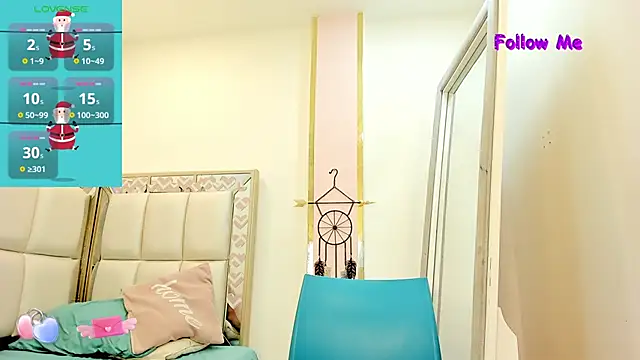 Snapshot of Oriana_Davis1 chatting on 12/11/24, 08:36 Oriana Davis1 online show from 12/11/24, 08:36