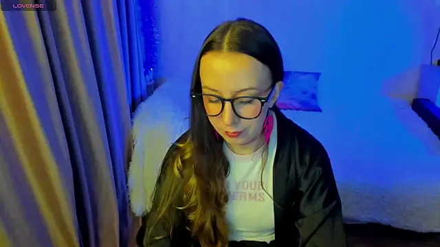 Snapshot of CurlySteph chatting on 12/01/25, 07:30 CurlySteph online show from 12/01/25, 07:30