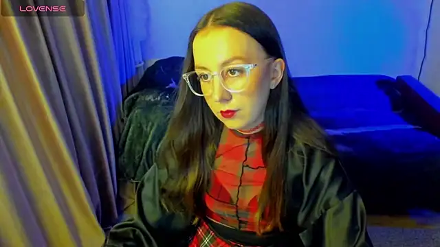 CurlySteph online show from 05/25/26, 07:09