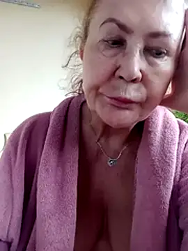 Hottie-Mom online show from 07/23/26, 07:23