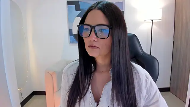 SaraParker  online show from 10/23/25, 03:33