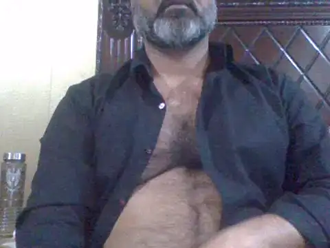 hairymaster95 online show from 12/21/24, 06:44