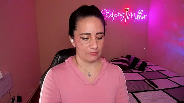 stefany miller77 online show from 01/10/25, 03:48