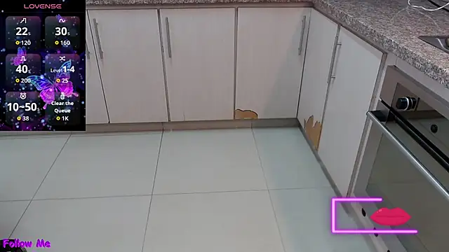 Snapshot of Kerly_Doll chatting on 10/01/25, 12:11 Kerly Doll online show from 10/01/25, 12:11