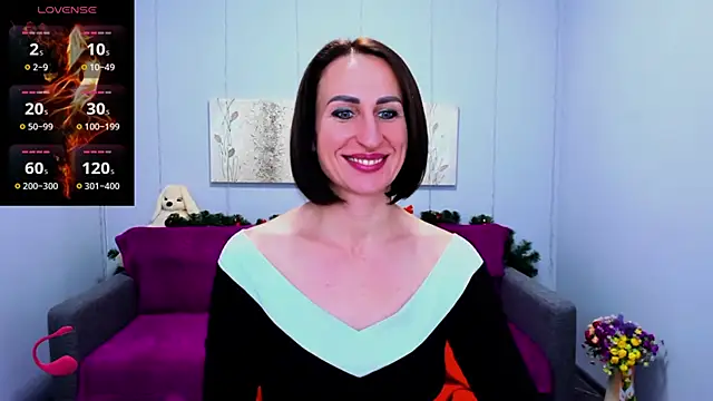 Nia Smithh online show from 12/30/24, 01:03