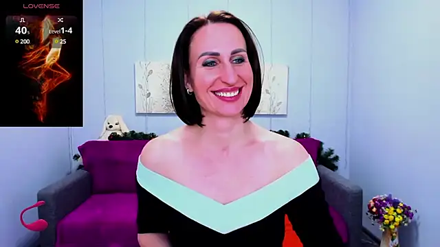 Nia Smithh online show from 12/30/24, 04:08