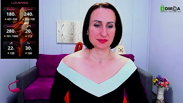 Nia Smithh online show from 03/06/25, 06:48