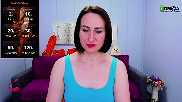 Nia Smithh online show from 03/11/25, 01:23