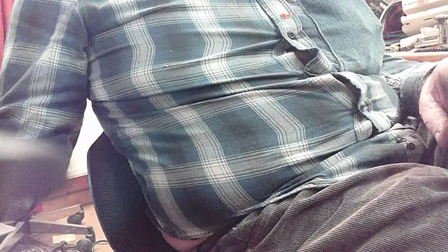 Snapshot of HaraldGermany chatting on 10/29/25, 06:20 HaraldGermany online show from 10/29/25, 06:20