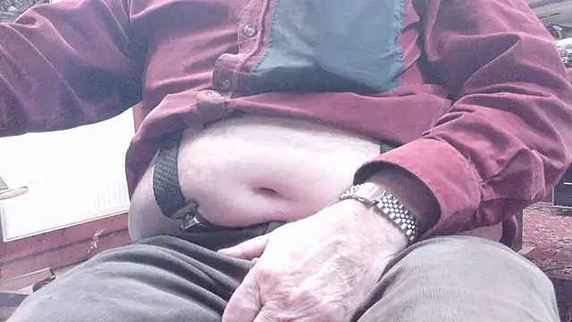 Snapshot of HaraldGermany chatting on 12/01/25, 06:13 HaraldGermany online show from 12/01/25, 06:13