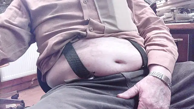 Snapshot of HaraldGermany chatting on 12/03/25, 05:55 HaraldGermany online show from 12/03/25, 05:55