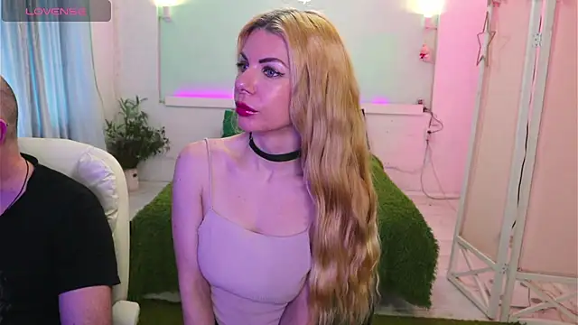 Snapshot of AlisaAleksandr chatting on 02/20/26, 02:28 AlisaAleksandr online show from 02/20/26, 02:28