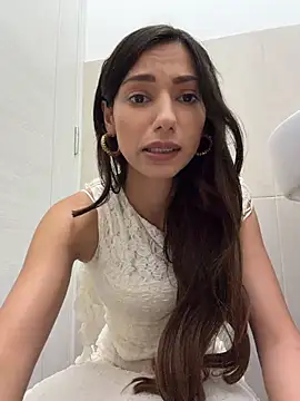  MiaQueen  online show from 07/16/26, 10:38