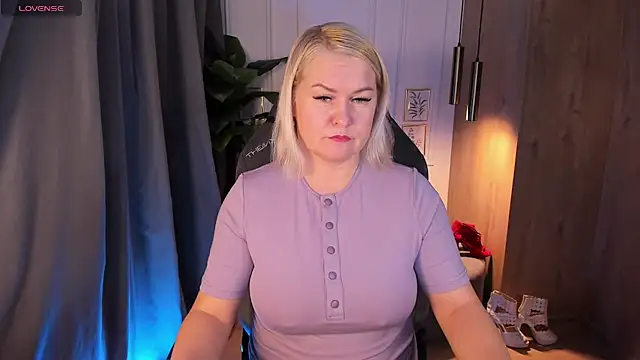 YolandaKiss online show from 01/21/25, 08:11