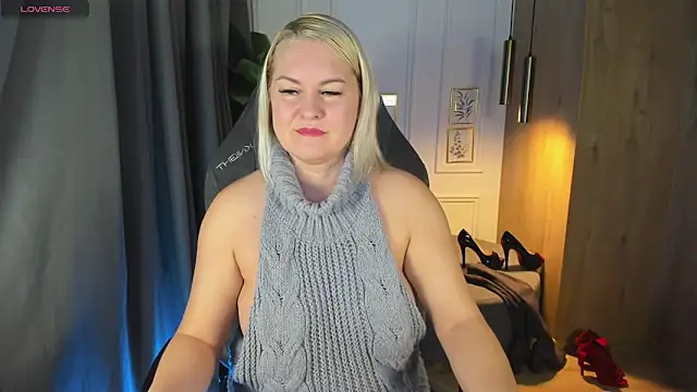 YolandaKiss online show from 01/27/25, 08:28