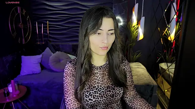 KylieMellow online show from 12/30/24, 05:26