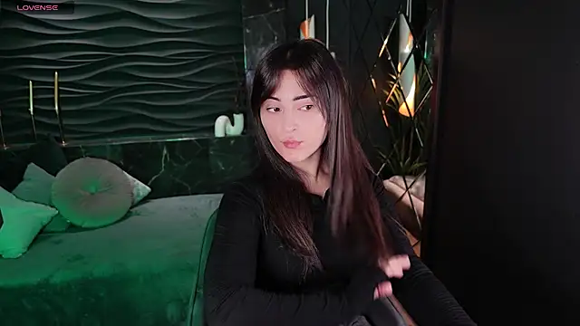KylieMellow online show from 01/03/25, 05:39