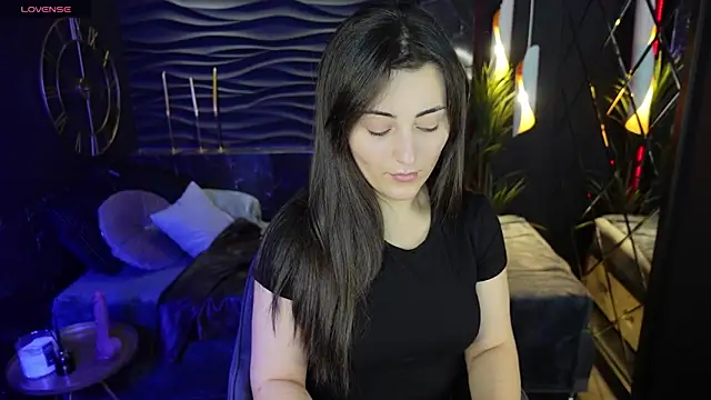 KylieMellow online show from 01/06/25, 11:29