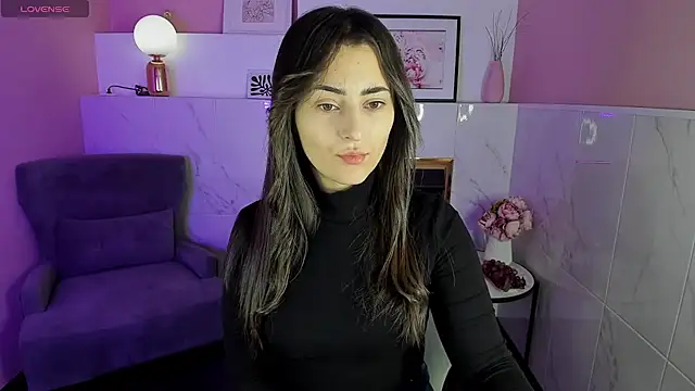KylieMellow online show from 01/18/25, 05:41
