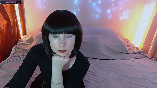 Snapshot of bekyboop chatting on 10/31/25, 10:38 bekyboop online show from 10/31/25, 10:38