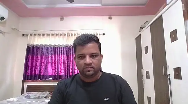 dhruv love online show from 02/14/25, 03:54