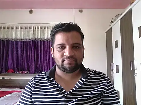 dhruv love online show from 09/16/25, 07:53