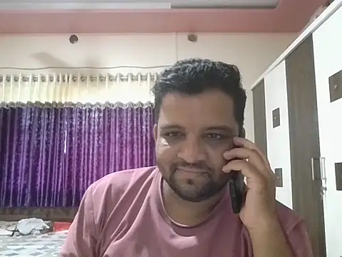 Snapshot of dhruv_love chatting on 10/25/25, 10:01 dhruv love online show from 10/25/25, 10:01