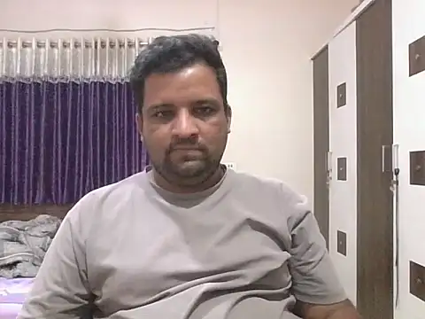 Snapshot of dhruv_love chatting on 02/04/26, 12:44 dhruv love online show from 02/04/26, 12:44