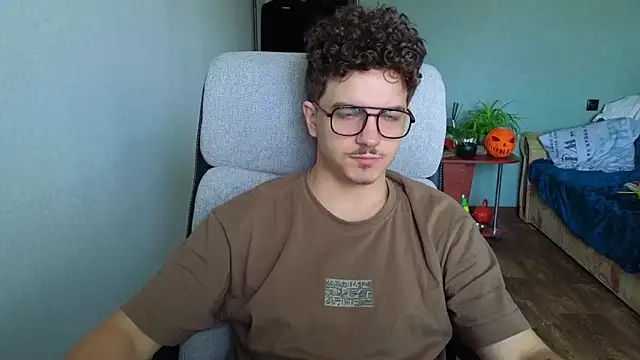 Remy Miles online show from 11/18/25, 09:58