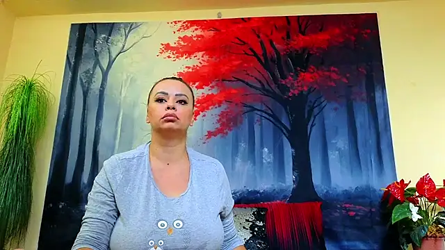 Snapshot of ElizabethEven chatting on 10/01/25, 06:36 ElizabethEven online show from 10/01/25, 06:36