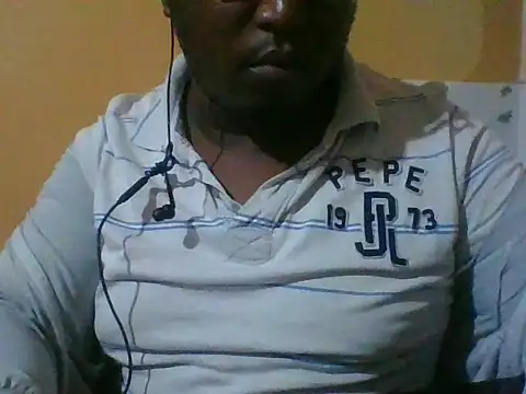 honeyswit online show from 10/28/25, 09:17