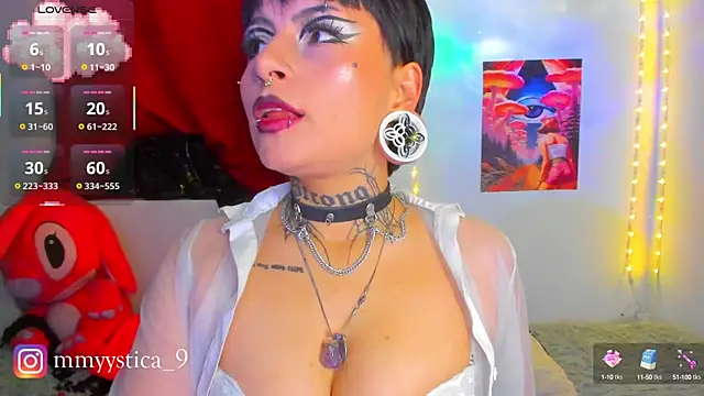 Snapshot of Rainnbow_ chatting on 09/27/25, 07:02 Rainnbow online show from 09/27/25, 07:02