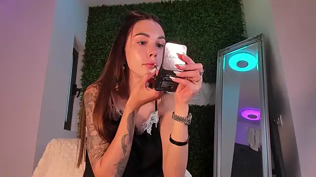 realhotfallingdevil online show from 06/21/26, 06:05