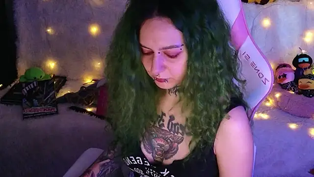 Snapshot of Ginger_Stay chatting on 03/28/26, 09:31 Ginger Stay online show from 03/28/26, 09:31