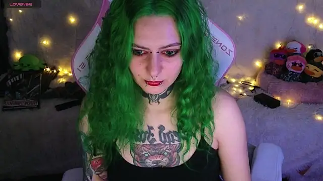 Snapshot of Ginger_Stay chatting on 05/10/26, 08:52 Ginger Stay online show from 05/10/26, 08:52