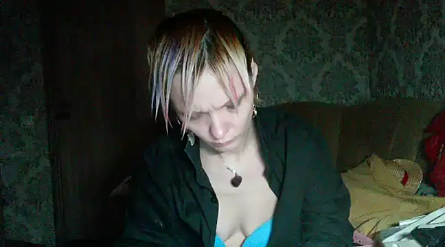 WildMissNiks online show from 12/10/24, 10:49