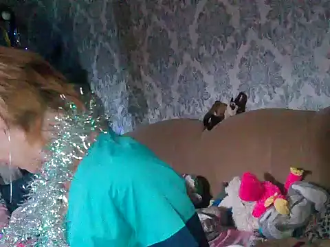 WildMissNiks online show from 12/27/24, 10:01