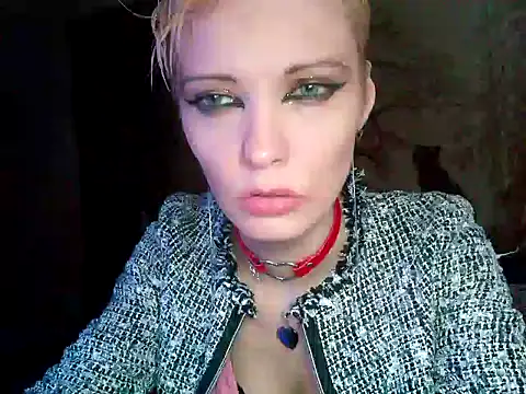 WildMissNiks online show from 01/29/25, 01:49