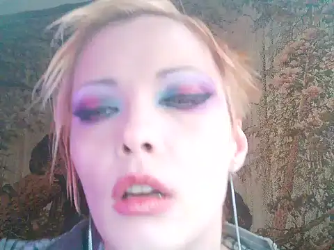 WildMissNiks online show from 02/01/25, 11:21