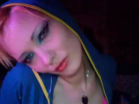 WildMissNiks online show from 02/01/25, 03:18