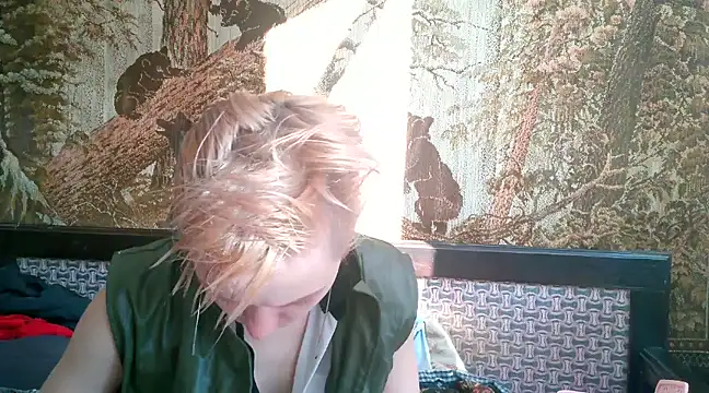 WildMissNiks online show from 02/18/25, 07:43